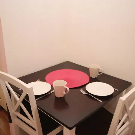 Studio Glasmalerei-4 Appartement